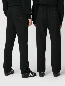 Καλύτερες κριτικές για 💯 Παντελόνια Φόρμας Παντελόνι φόρμας Unisex 2005 X Leeves „Panel” Μαύρο Relaxed Fit 😍 10 Καλύτερες κριτικές για 💯 Παντελόνια Φόρμας Παντελόνι φόρμας Unisex 2005 X Leeves „Panel” Μαύρο Relaxed Fit 😍 -Ted Baker Sales unnamed file 1808