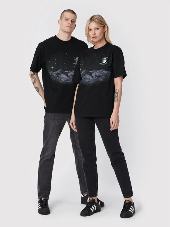 Εκπτωση 💯 Γυναίκες T-shirts T-Shirt Unisex 2005 X Leeves „Good Night” Μαύρο Relaxed Fit ❤️ 4 Εκπτωση 💯 Γυναίκες T-shirts T-Shirt Unisex 2005 X Leeves „Good Night” Μαύρο Relaxed Fit ❤️ - Image 2